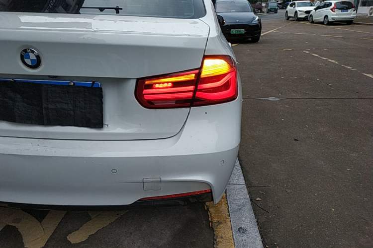Used BMW 3 Series 2019 320Li M Sport Package Right Rear Taillight