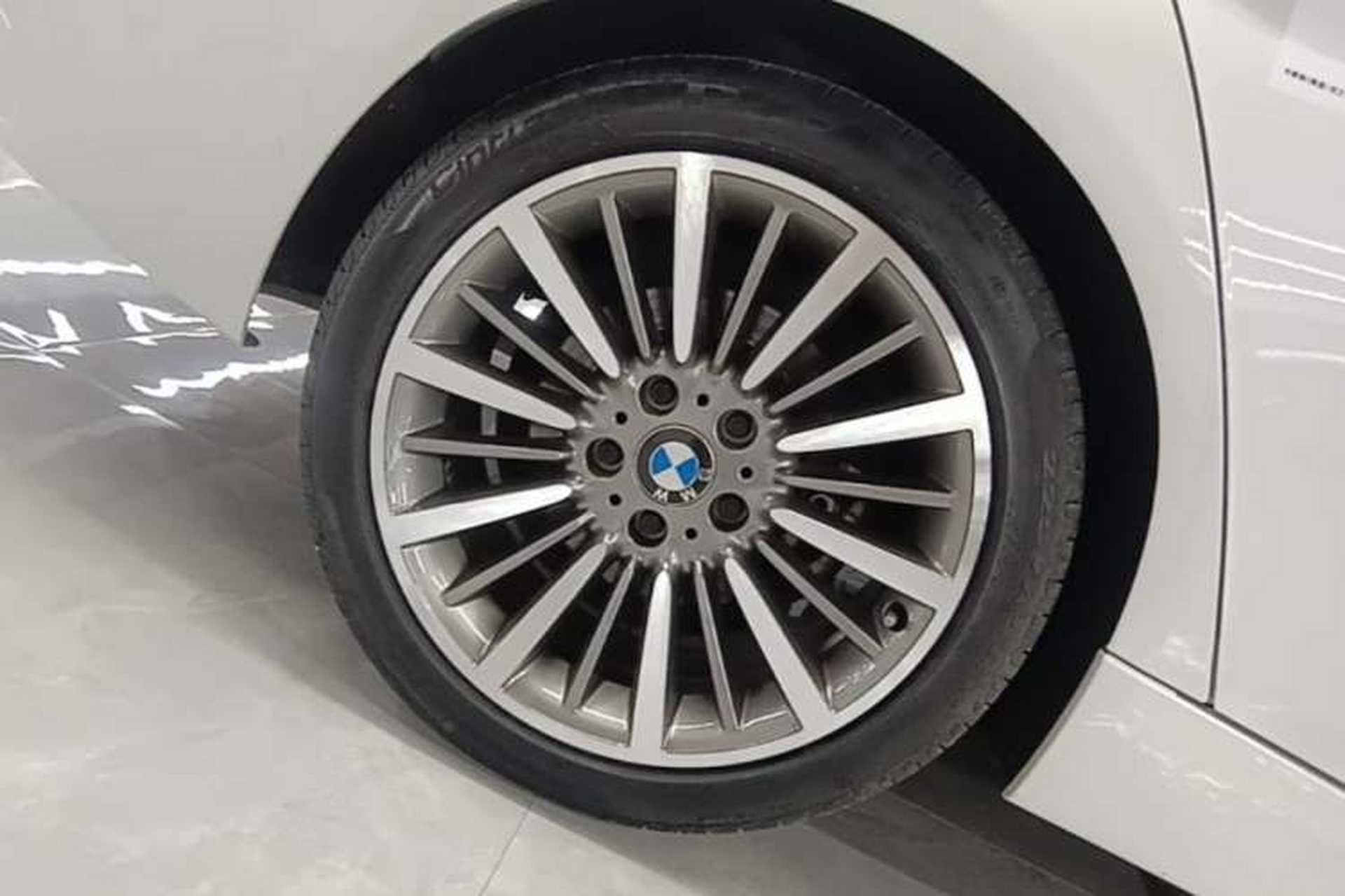 Used BMW 3 Series 2019 320Li Fashion Model Right Rear Wheel Hub