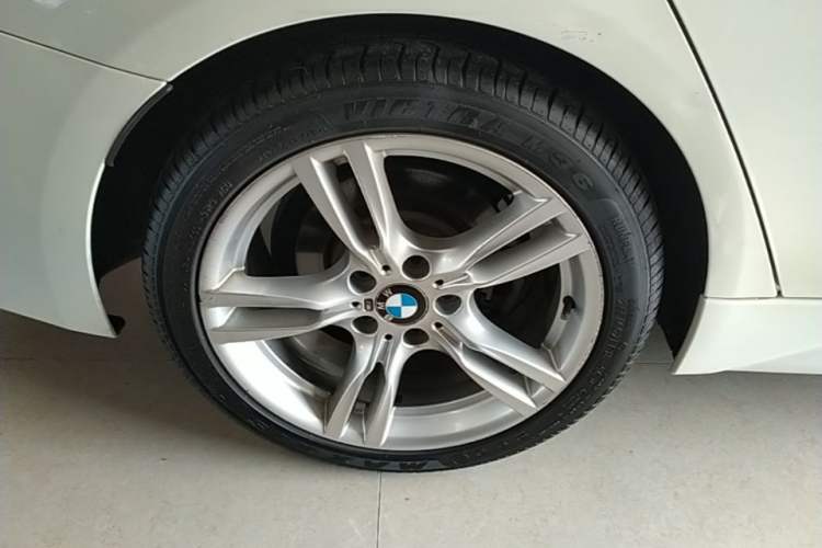 Used BMW 3 Series 2019 320Li M Sport Package Right Rear Wheel Hub