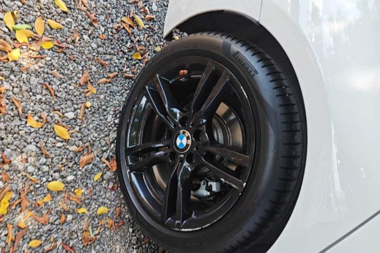 Used BMW 3 Series 2019 320i M Sport Night Edition Right Rear Wheel Hub