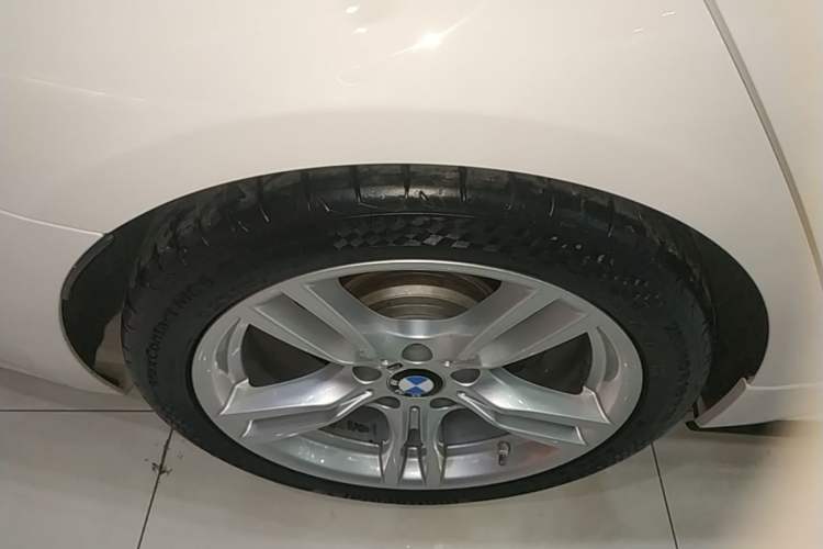 Used BMW 3 Series 2019 320i M Sport Package Right Rear Wheel Hub