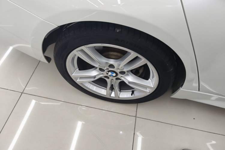 Used BMW 3 Series 2019 320Li M Sport Package Right Rear Wheel Hub
