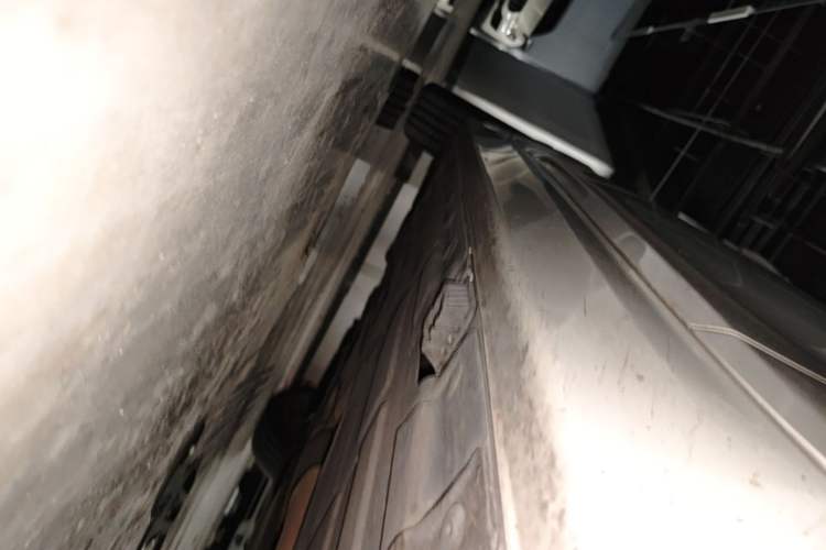 Used BMW 3 Series 2019 320Li Fashion Model Right Side Sill