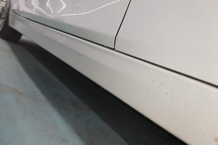 Used BMW 3 Series 2019 320Li Fashion Model Right Side Sill