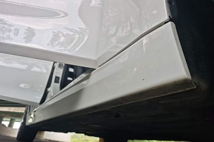 Used BMW 3 Series 2019 320Li Fashion Model Right Side Sill