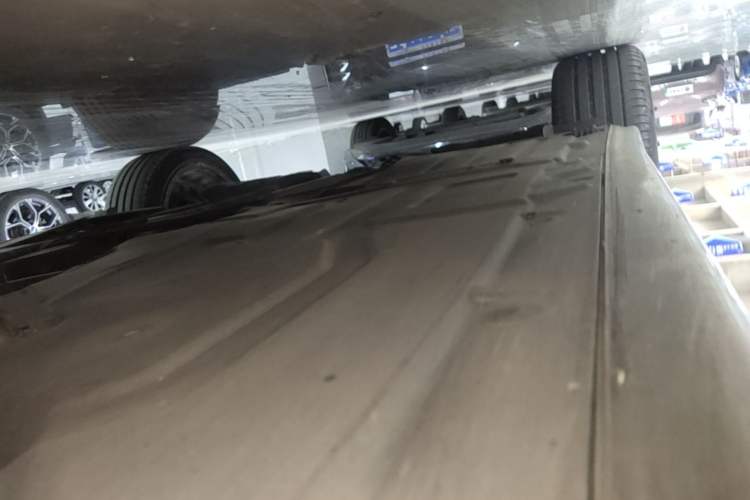 Used BMW 3 Series 2019 320Li Fashion Model Right Side Sill