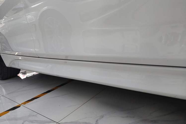 Used BMW 3 Series 2019 320Li M Sport Package Right Side Sill