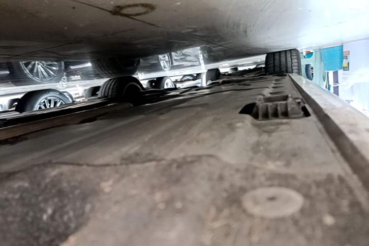 Used BMW 3 Series 2019 320i M Sport Package Right Side Sill