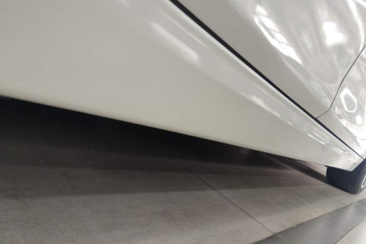 Used BMW 3 Series 2019 320Li Fashion Model Right Side Sill