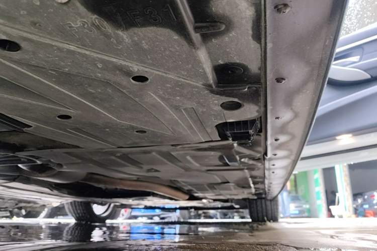Used BMW 3 Series 2019 320i M Sport Night Edition Right Side Sill