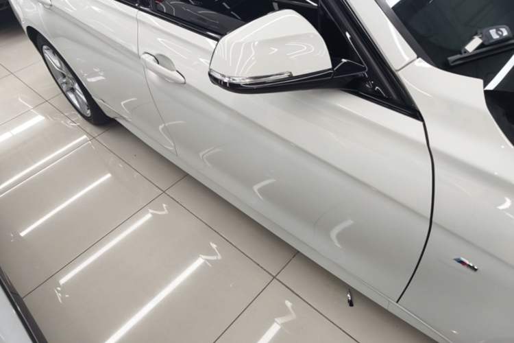 Used BMW 3 Series 2019 320Li M Sport Package Right Side Sill