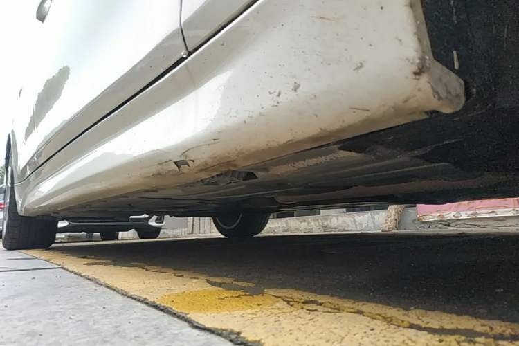 Used BMW 3 Series 2019 320Li M Sport Package Right Side Sill