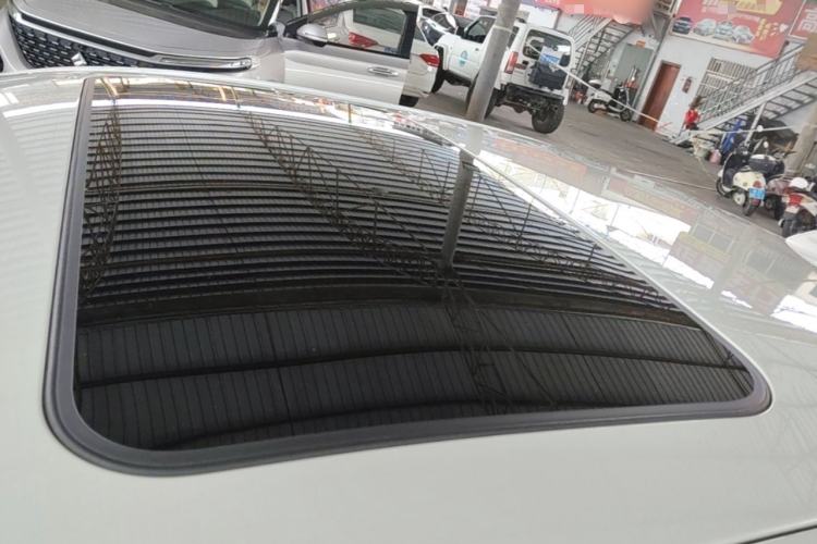 Used BMW 3 Series 2019 320i M Sport Package Roof