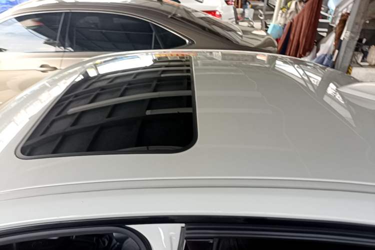 Used BMW 3 Series 2019 320i M Sport Package Roof