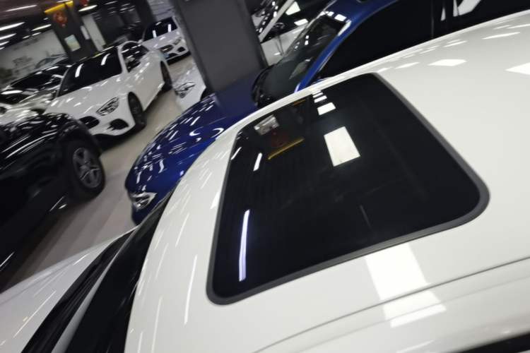 Used BMW 3 Series 2019 320Li M Sport Package Roof
