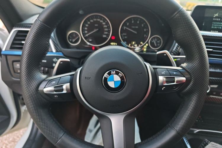 Used BMW 3 Series 2019 320i M Sport Package Steering Wheel