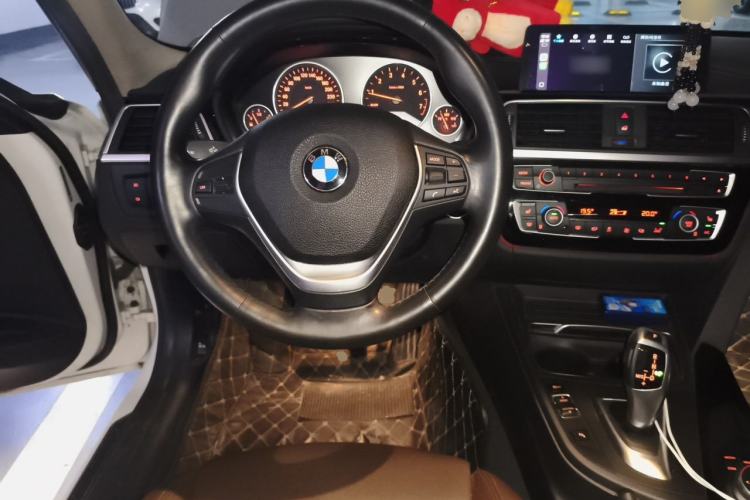 Used BMW 3 Series 2019 320Li xDrive Fashion Model Steering Wheel