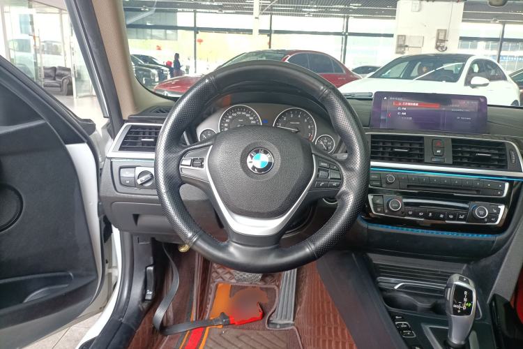 Used BMW 3 Series 2019 320Li Fashion Model Steering Wheel