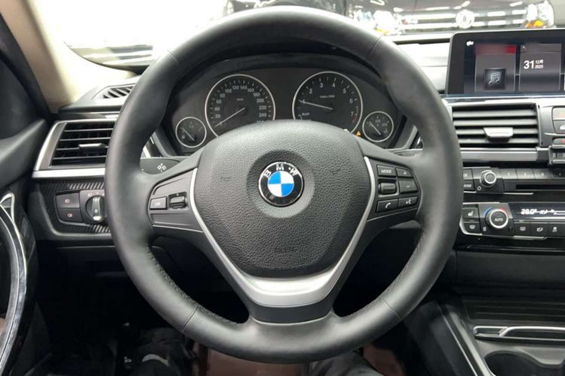 Used BMW 3 Series 2019 320Li xDrive Fashion Model Steering Wheel