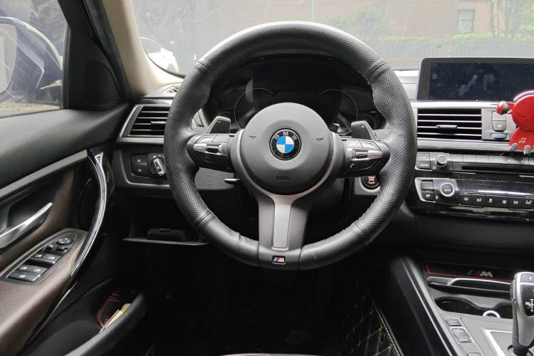 Used BMW 3 Series 2019 320Li M Sport Package Steering Wheel