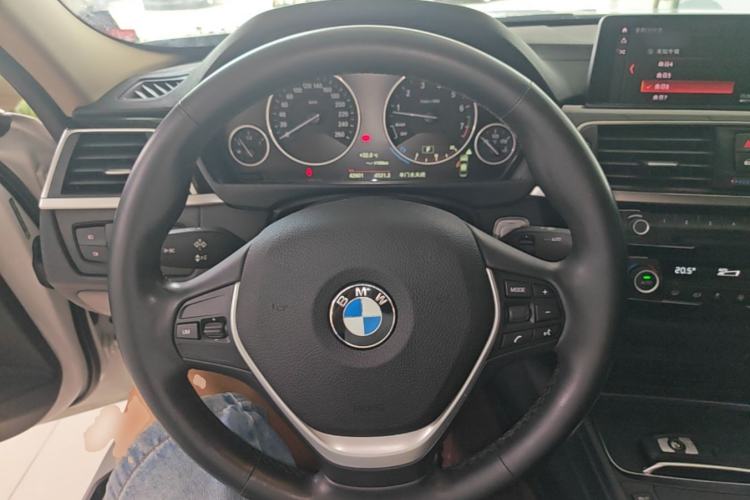 Used BMW 3 Series 2019 320Li Fashion Model Steering Wheel