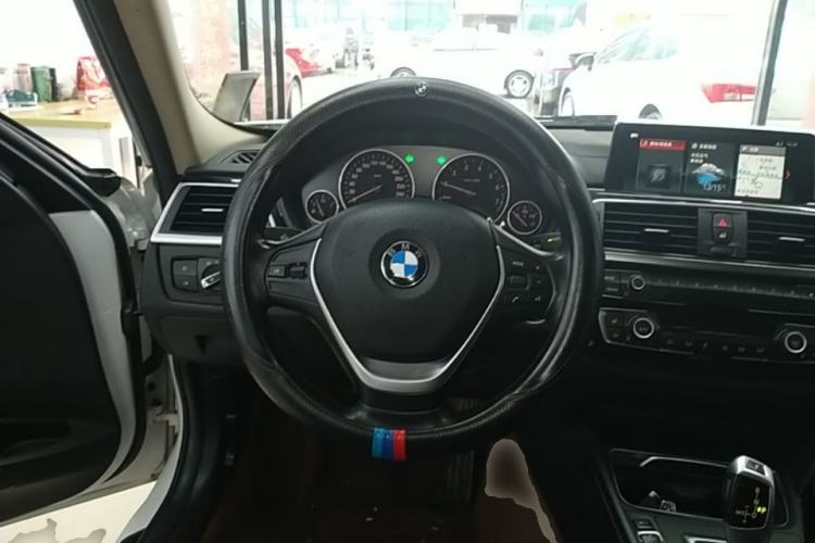 Used BMW 3 Series 2019 320Li Fashion Model Steering Wheel