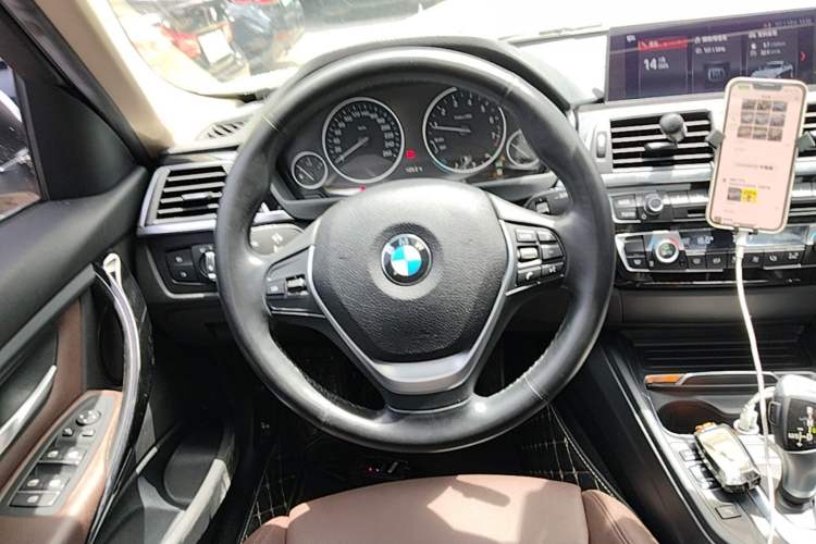 Used BMW 3 Series 2019 320Li Fashion Model Steering Wheel