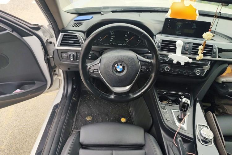 Used BMW 3 Series 2019 320Li Fashion Model Steering Wheel