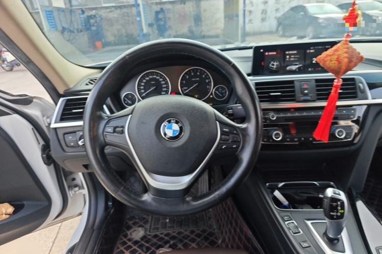 Used BMW 3 Series 2019 320Li Fashion Model Steering Wheel