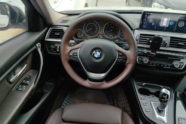 Used BMW 3 Series 2019 320Li Fashion Model Steering Wheel
