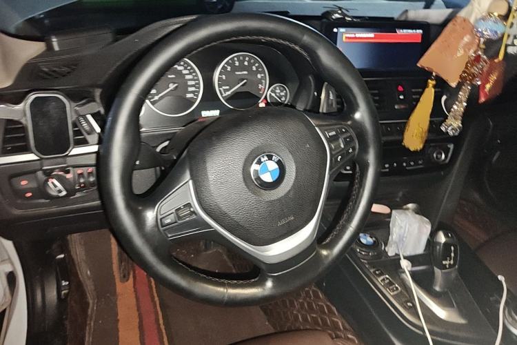 Used BMW 3 Series 2019 320Li Fashion Model Steering Wheel