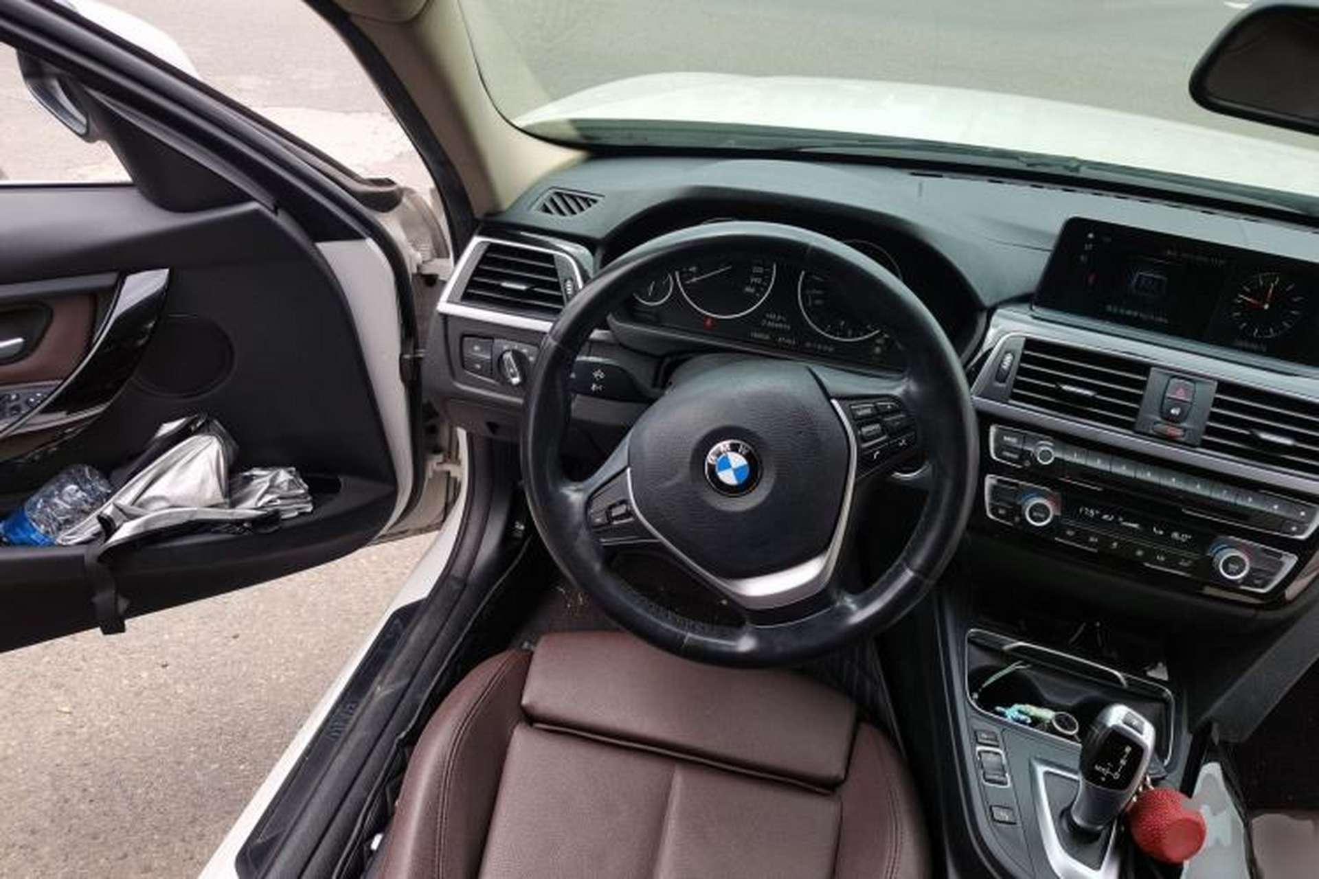 Used BMW 3 Series 2019 320Li Fashion Model Steering Wheel