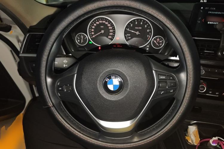 Used BMW 3 Series 2019 320Li Fashion Model Steering Wheel