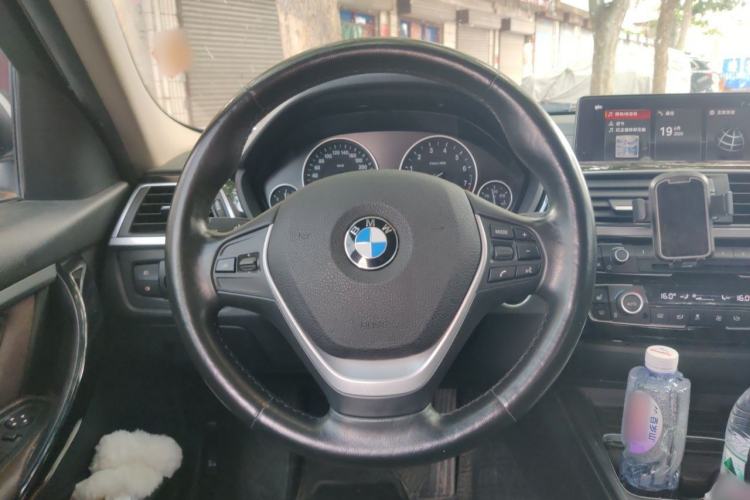 Used BMW 3 Series 2019 320Li Fashion Model Steering Wheel
