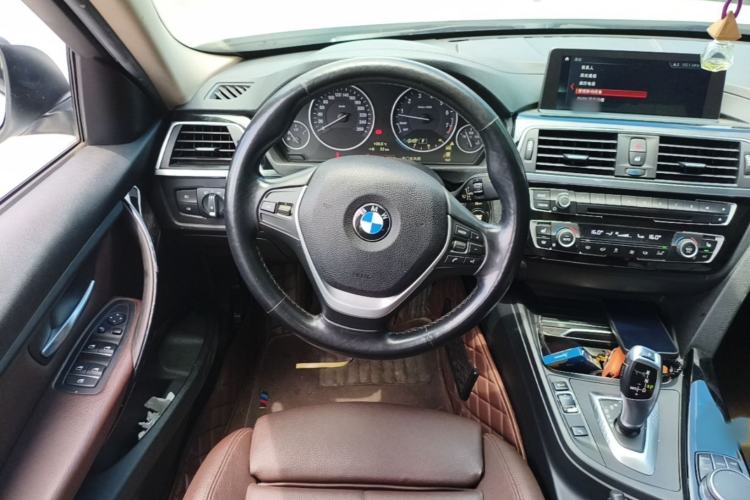 Used BMW 3 Series 2019 320Li Fashion Model Steering Wheel