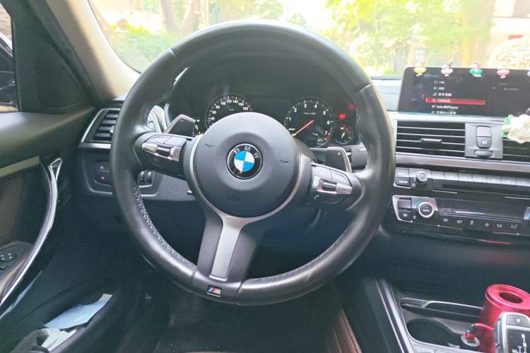 Used BMW 3 Series 2019 320Li M Sport Package Steering Wheel