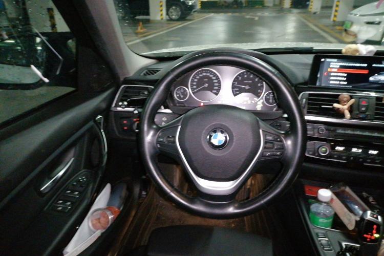 Used BMW 3 Series 2019 320Li Fashion Model Steering Wheel