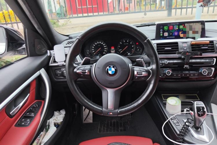 Used BMW 3 Series 2019 320i M Sport Package Steering Wheel