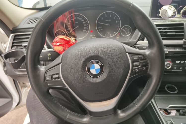 Used BMW 3 Series 2019 320Li Fashion Model Steering Wheel