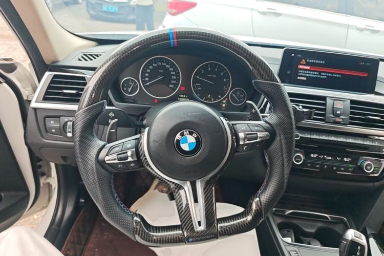 Used BMW 3 Series 2019 320Li Fashion Model Steering Wheel