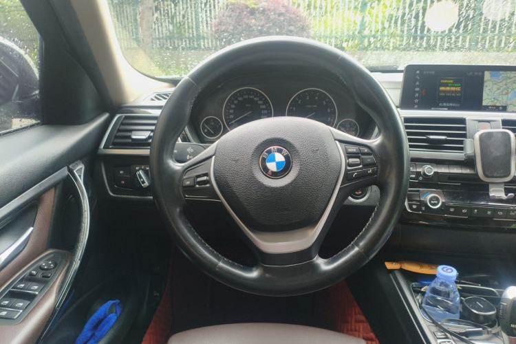 Used BMW 3 Series 2019 320Li Fashion Model Steering Wheel