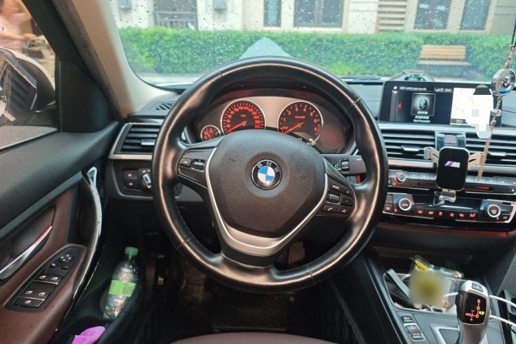 Used BMW 3 Series 2019 320Li Fashion Model Steering Wheel