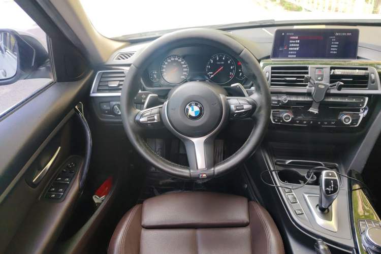 Used BMW 3 Series 2019 320Li M Luxury Package Steering Wheel