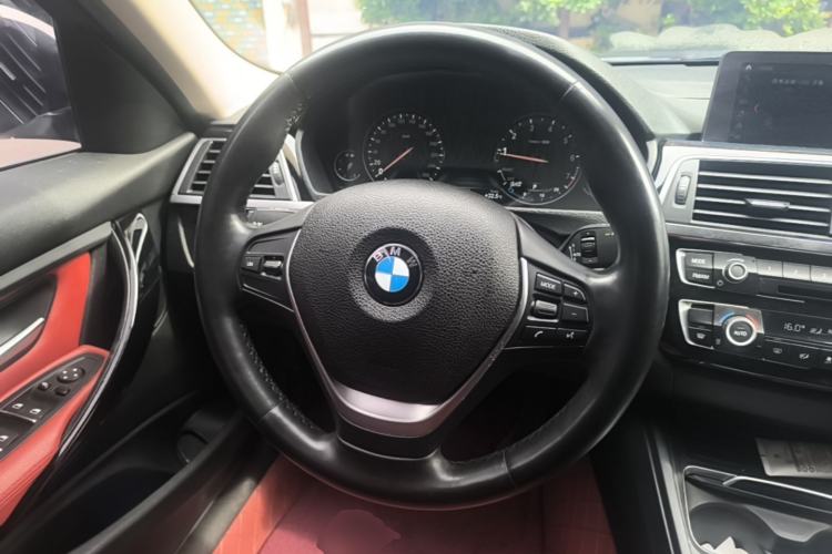 Used BMW 3 Series 2019 320Li Fashion Model Steering Wheel
