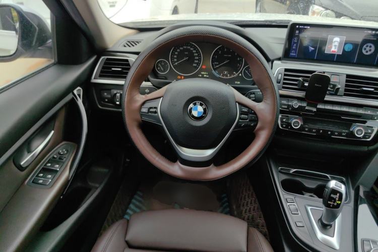 Used BMW 3 Series 2019 320Li Fashion Model Steering Wheel