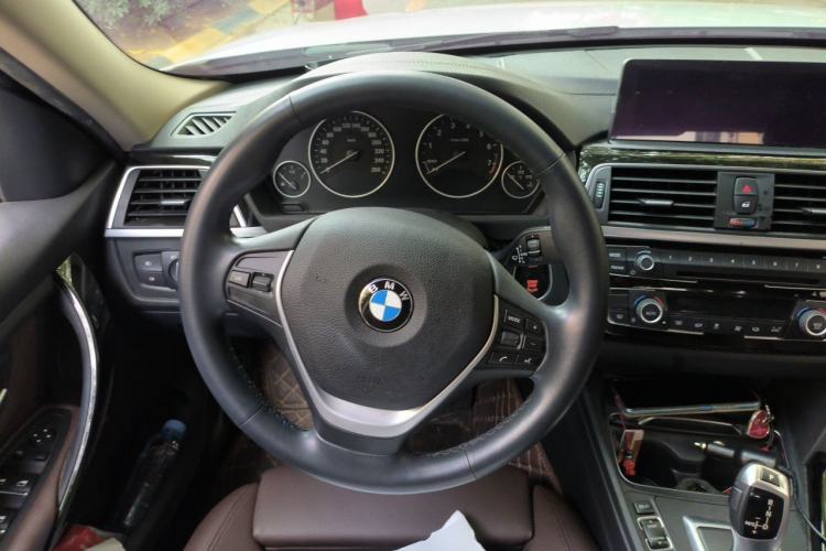 Used BMW 3 Series 2019 320Li Fashion Model Steering Wheel