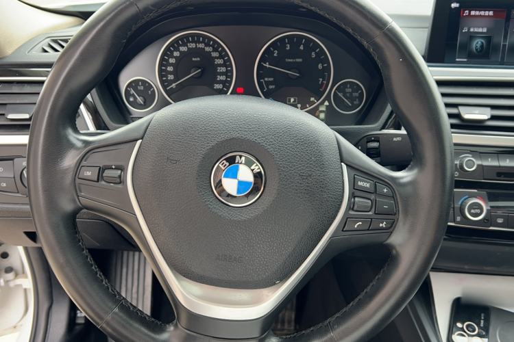Used BMW 3 Series 2019 320Li Fashion Model Steering Wheel