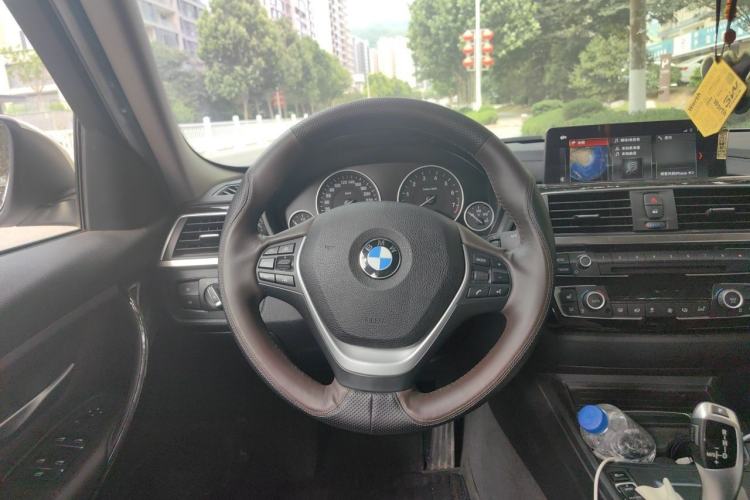 Used BMW 3 Series 2019 320Li Fashion Model Steering Wheel