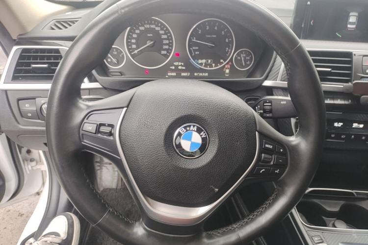 Used BMW 3 Series 2019 320Li Fashion Model Steering Wheel