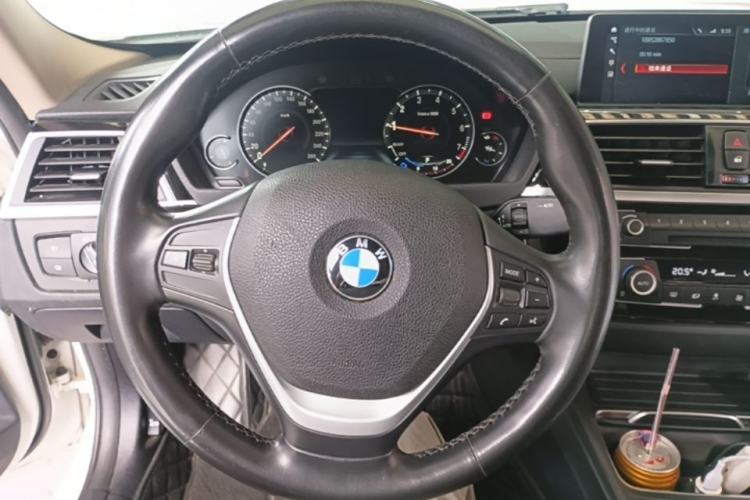 Used BMW 3 Series 2019 320Li Fashion Model Steering Wheel